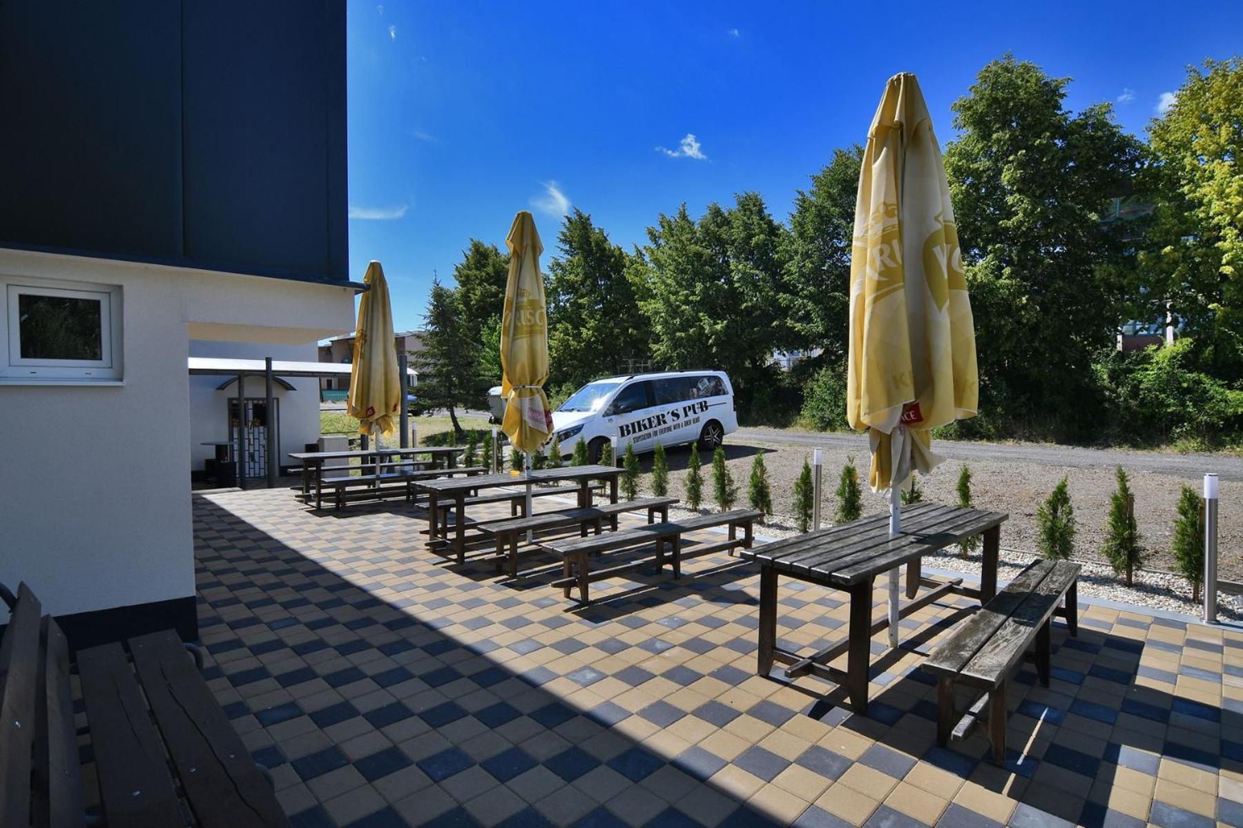 Penzion Biker'S Kaluža Exteriör bild